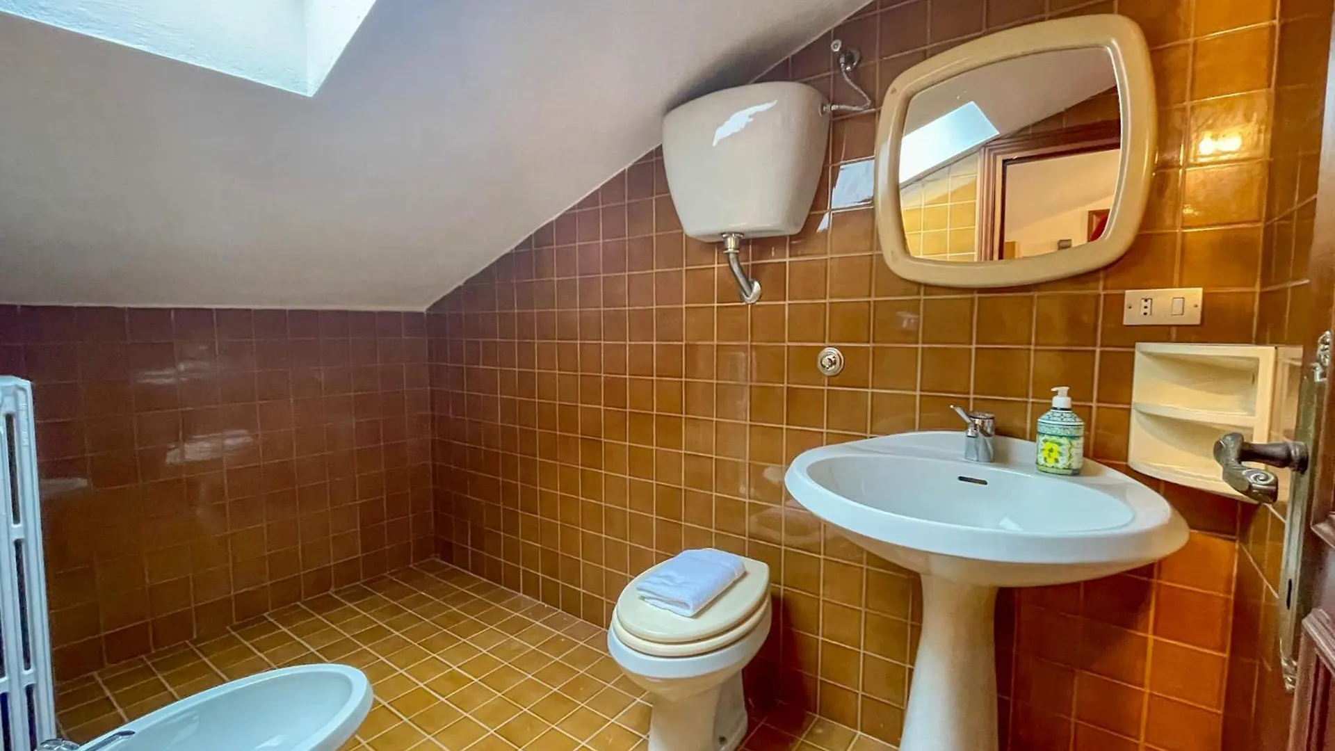 Villa Il Glicine - Vintage Apartment X8 Perugia